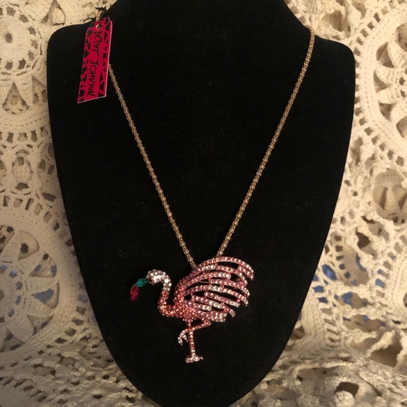 NWT Betsey Johnson Flamingo Necklace - Picture 9 of 11